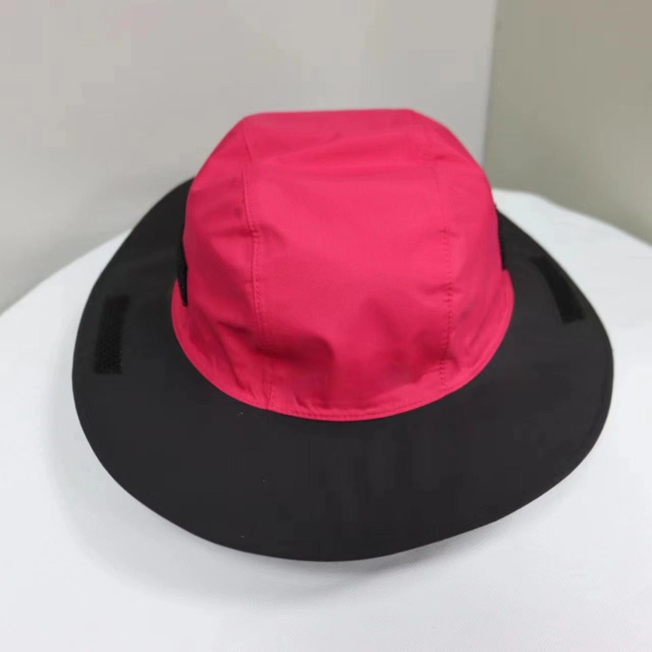 Waterproof Bucket Hat – Unisex Rainproof & Sun-Blocking Bucket Hat for Women and Men