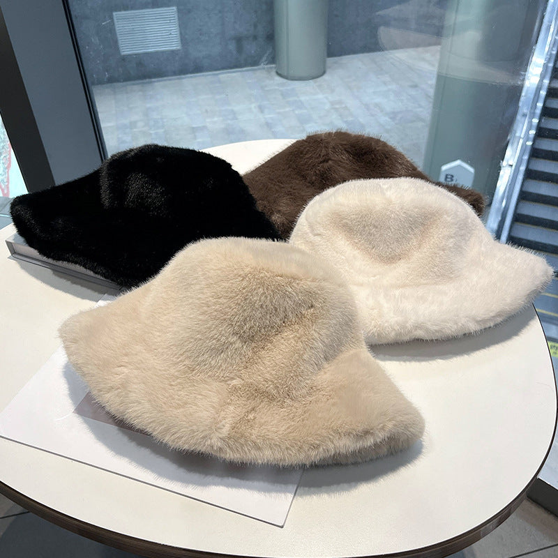 White Faux Fur Bucket Hat for Women – Winter Warm Furry Fisherman Hat, Soft Mink Style, Cozy & Stylish