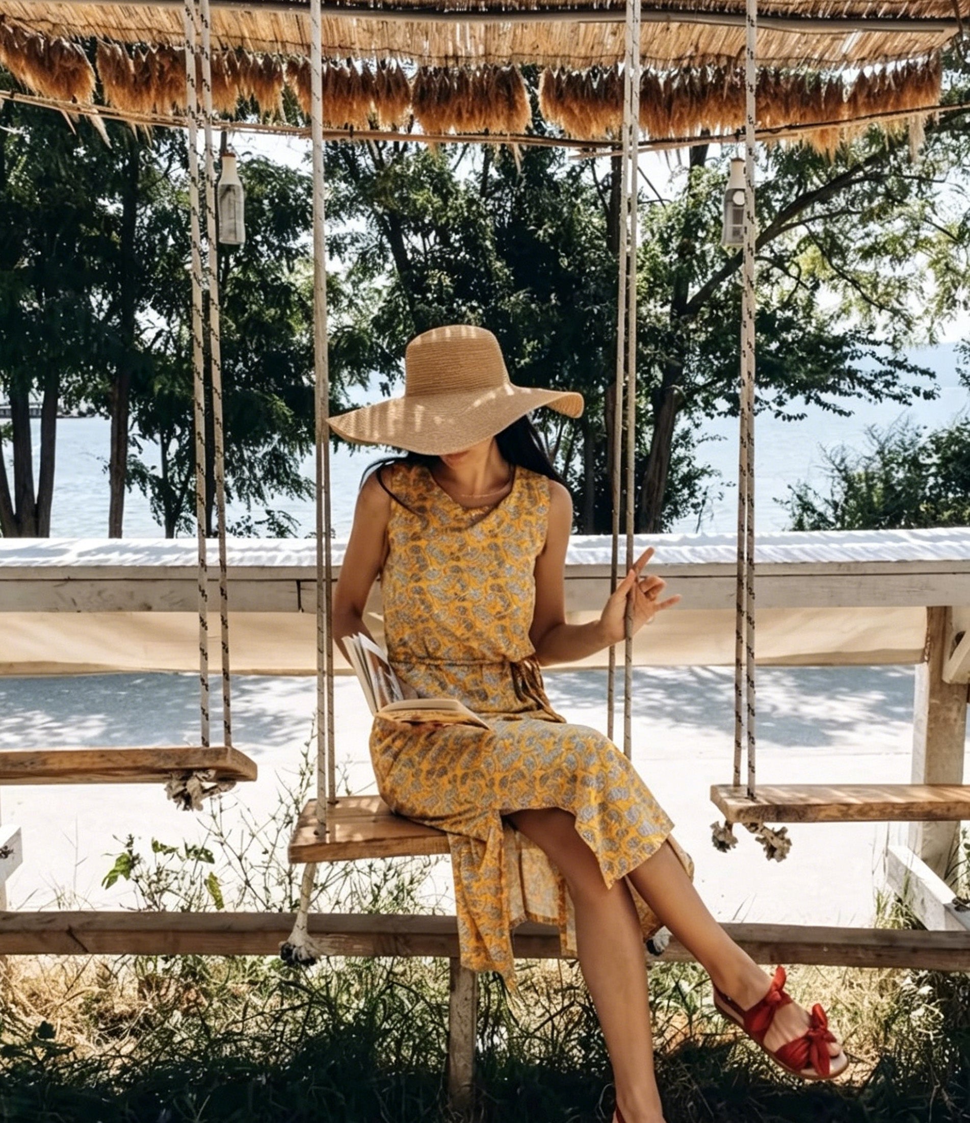 Brown Straw Hat Wide Brim Foldable Beach Sun Hat Palm Leaf Vacation Style