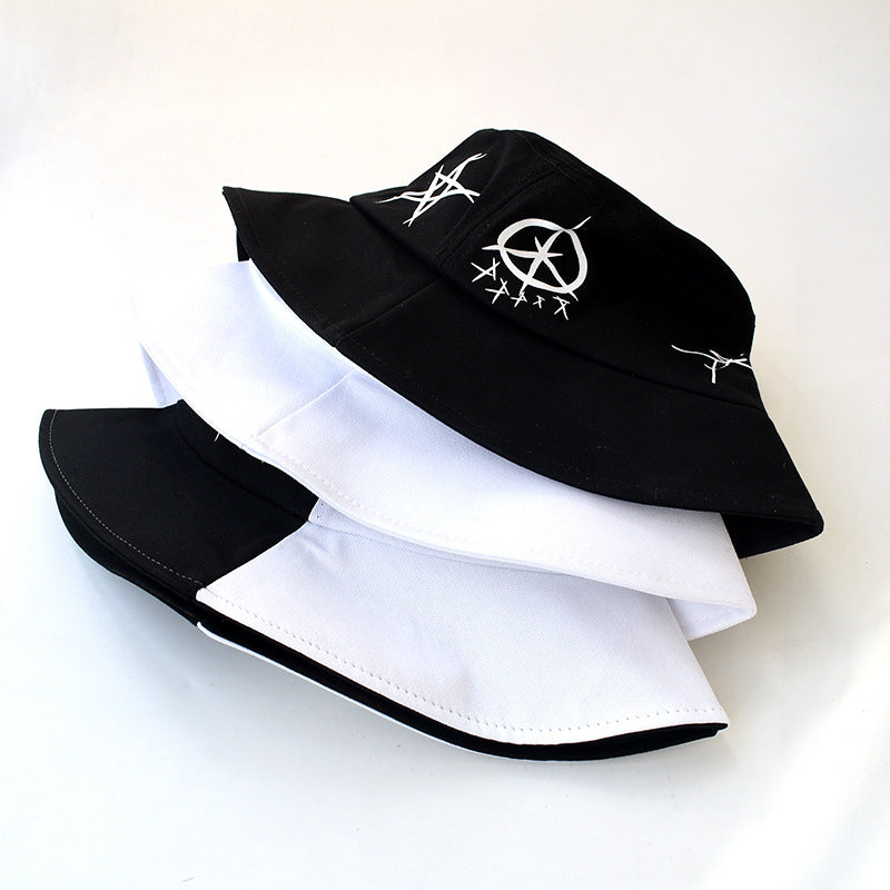 Black and White Bucket Hat – Classic Two-Tone Design for Men & Women (1)