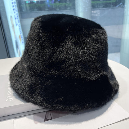 White Faux Fur Bucket Hat for Women – Winter Warm Furry Fisherman Hat, Soft Mink Style, Cozy & Stylish
